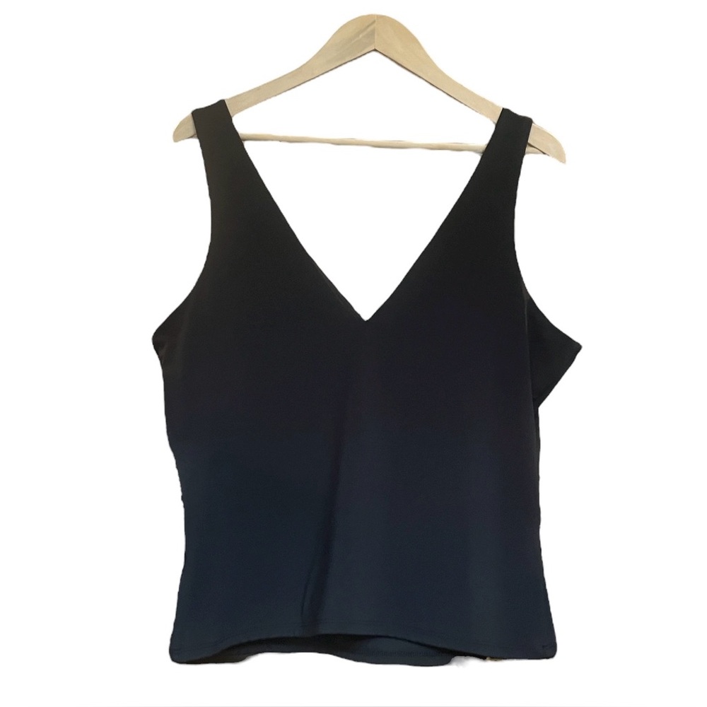 Express Body Contour V-Neck High Compression Tank in Black - Size XL - Picture 2 of 7